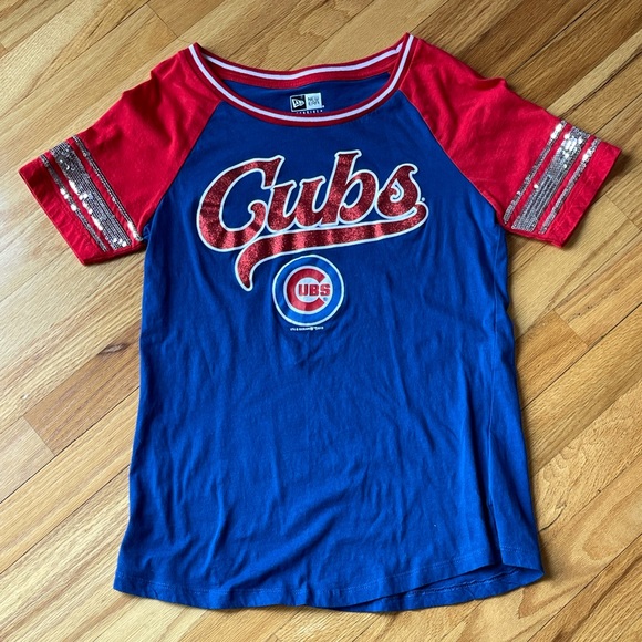 New Era Tops - New Era 100% cotton Chicago Cubs shirt with sequins size small